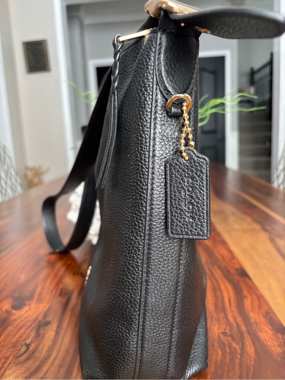 Coach C2818 Black Pebbled Leather Crossbody Shoulder Bag with Gold Hardware - Picture 7 of 8